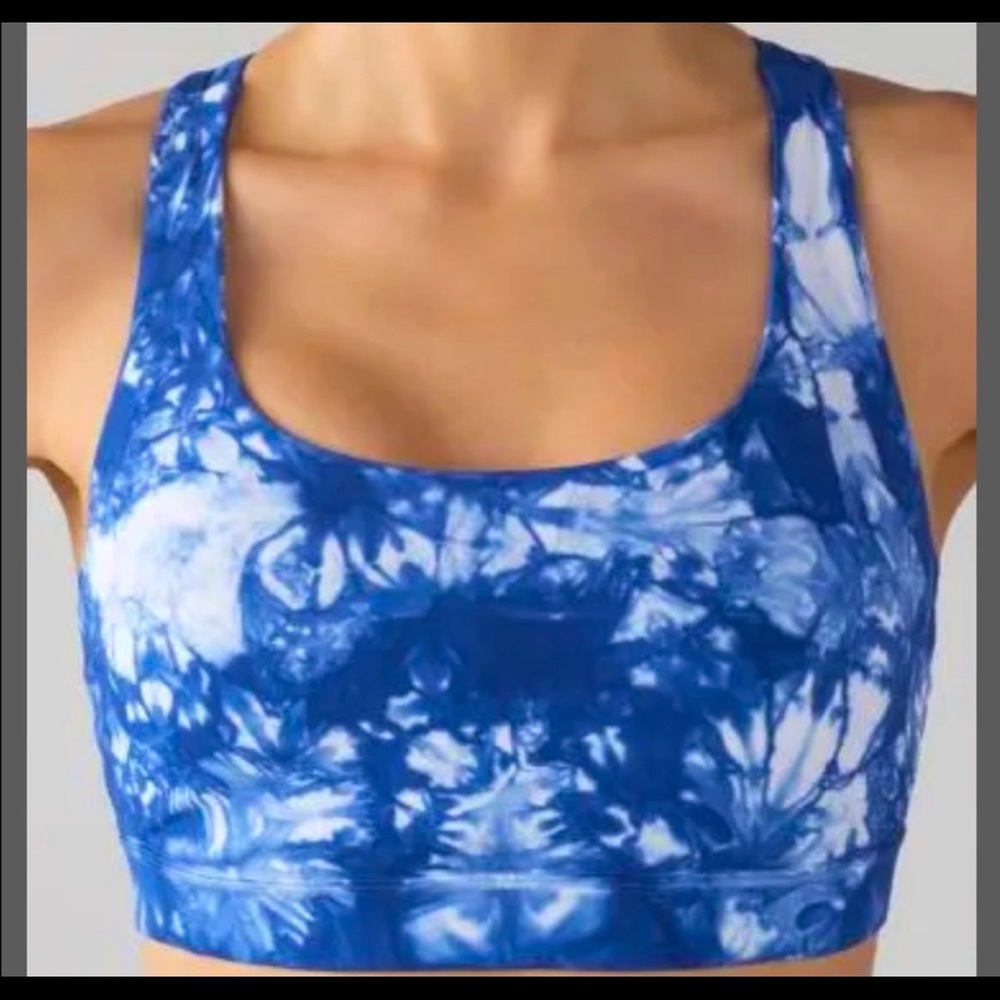 Lululemon Sports bra